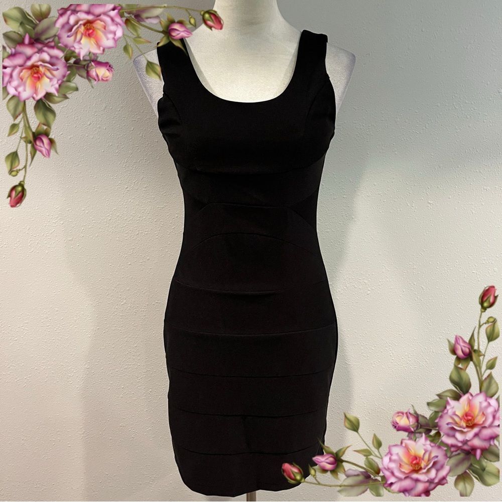 Ruby Roz Black Sleeveless mini Dress‎